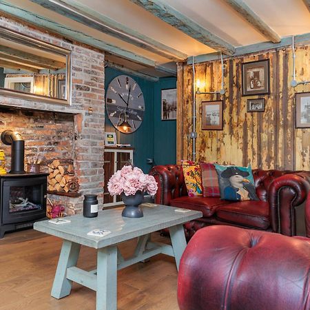 Boutique Fisherman'S Cottage In Old Town Scarborough Extérieur photo