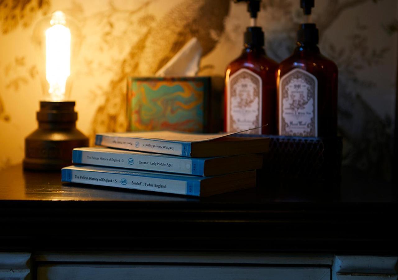 Boutique Fisherman'S Cottage In Old Town Scarborough Extérieur photo